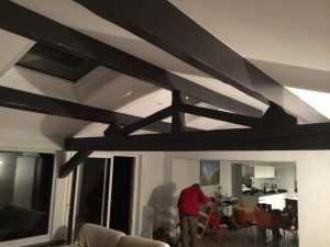Installateur plafond tendu poutre lyon